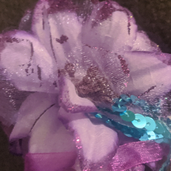 Mardi Gras Mask - Picture 4 of 4